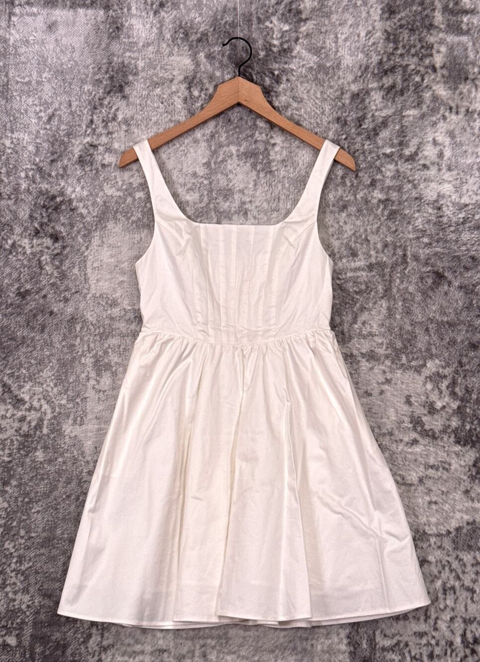 New Favorite Daughter Dress Small Womens White Poplin Sleeveless Fit And Flare